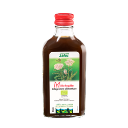 Pure fresh plant juice Yarrow